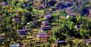 सुनसान कर्लिम गाउँ: टोलका सबै घर रित्तै