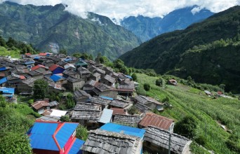 बसाइँसराइले रित्तिदै म्याग्दीका स्थानीय तह