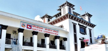 मतदाता नामावली दर्ता गर्नेको भिड बढेसँगै आयोगले थाल्यो दुई सिफ्टमा काम