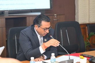 बाढी प्रभावित क्षेत्रको बीमा दाबी भुक्तानी सरल र सहज बनाउन अर्थमन्त्रीको निर्देशन