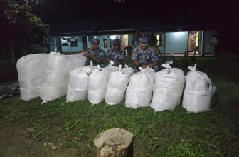 शसस्त्रको २ नम्बर गण झापाले समात्यो भन्सार छलीका सामान