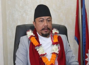 मन्त्री श्रेष्ठले थाले विद्युत् नीतिको मस्यौदामाथि छलफल