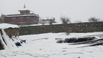 मुस्ताङको मुक्तिनाथ क्षेत्रमा यस वर्ष चौथो पटक हिमपात 