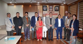 गाउँपालिका महासंघ, नगरपालिका संघ र जिल्ला समन्वय समिति महासंघसँग गृहमन्त्रीको छलफल