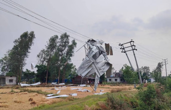 हावाहुरीले छाना उडाएपछि सशस्त्र प्रहरीलाई बस्न समस्या