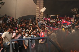 काठमाडौँ र भक्तपुरबाट लुटपाटमा संलग्न २६ जना पक्राउ