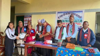 हिमगंगाका एसइई उत्तीर्ण विद्यार्थीलाई सम्मान र पुरस्कार 