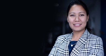 सुमनाले कवितामार्फत भनिन्- हो, म अवसरवादी हुँ