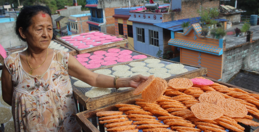 तिहारमा झिनियाको माग उच्च