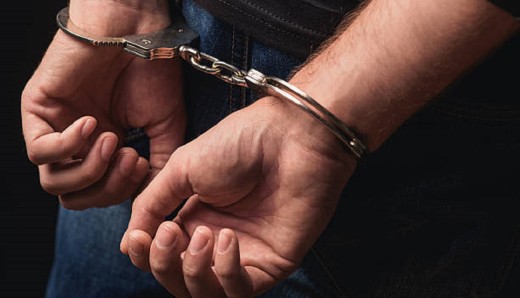 नगद र सुन लुटपाट गर्ने गिरोह पक्राउ