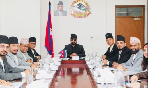 ४६ पछि सार्वजनिक पदमा आसीनको सम्पत्ति छानबिन‚ भ्रष्टाचारसम्बन्धी सूचना दिने व्यक्तिलाई सुरक्षा र प्रोत्साहन