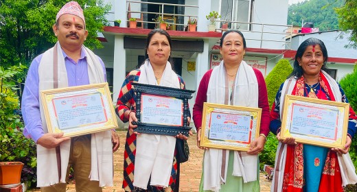 रेसुङ्गा र छत्रकोटका ४ किसानका तरक्की, ...अनि पाए पुरस्कार 