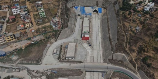 नागढुंगा सुरुङमार्गमा गुड्ने सवारीको दस्तुर तोकियो : कुन गाडीलाई कति ?