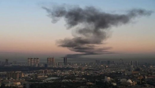 यूएईको ठूलो तेल भण्डारण केन्द्रमा आगलागी, इरानले क्षेप्यास्त्र प्रहार गरेको दाबी
