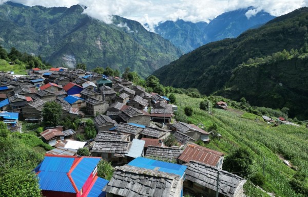 बसाइँसराइले रित्तिदै म्याग्दीका स्थानीय तह