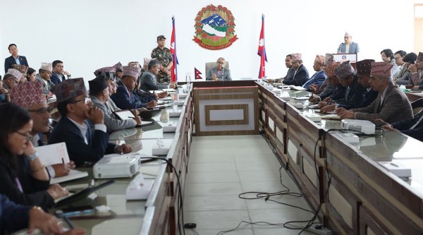 सार्वजनिक खर्चमा मितव्ययिता कायम गर्न प्रम कार्कीको १४ बुँदे निर्देशन