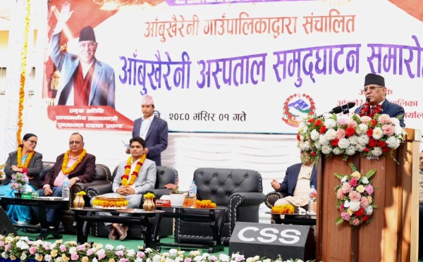 आँबुखैरेनीले बनायो १५ शय्याको अस्पताल, प्रधानमन्त्रीले गरे उद्घाटन