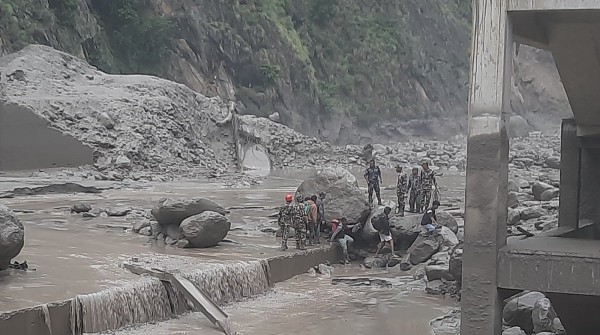 रसुवा बाढीले क्षति पुगेका जलविद्युत संरचना तत्काल बनाउन इप्पानको आग्रह