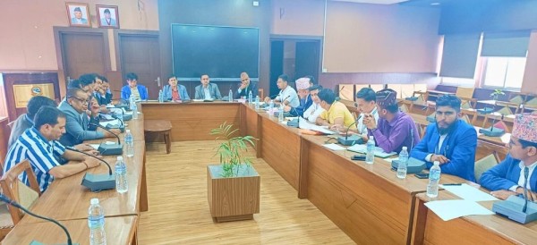 स्थानीय तह कर्मचारी र सरकारबीच मध्यरातमा सहमति, मन्त्रीको उपस्थितिमा आज सहमतिमा हस्ताक्षर हुने 