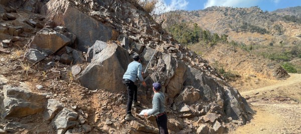 ‘ड्रिम प्रोजेक्ट’का रुपमा अघि बढ्दैछ ३ वटा स्थानीय तहमा पर्ने धौवादी फलाम खानी