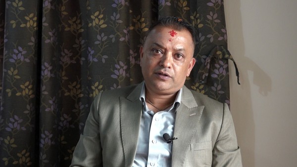 सरकार र गठबन्धनबारे गगन थापा : बिँड तात्यो ताप्के तातेन