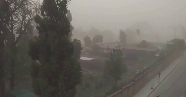 सुदूरपश्चिमदेखि कोशीका जिल्लामा आज तीव्र हावाहुरी चल्ने