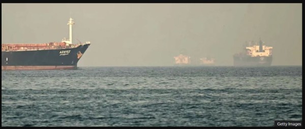 होर्मुजनजिक तीन जहाजमाथि इरानी आक्रमण, तेलको मूल्य नौ प्रतिशतले बढ्यो