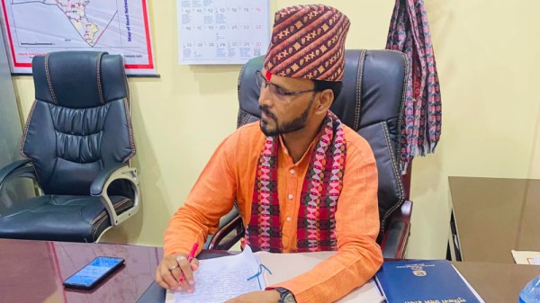 शुद्धोधन गाउँपालिकाका अध्यक्षलाई कसले हान्यो गोली ?