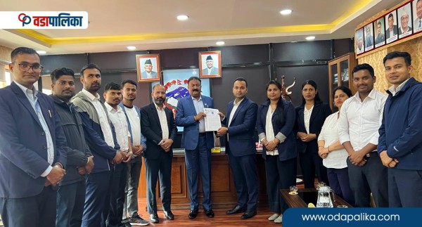 थप गिजोलिदै निजामती विधेयक, मधेशी अधिकृत समाजले मन्त्रीसँग राख्यो थप ५ माग 