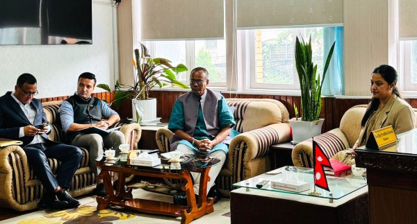 स्थानीय तहका समस्याका बारेमा सामान्य प्रशासन मन्त्री र मधेशका मुख्यमन्त्रीबीच छलफल