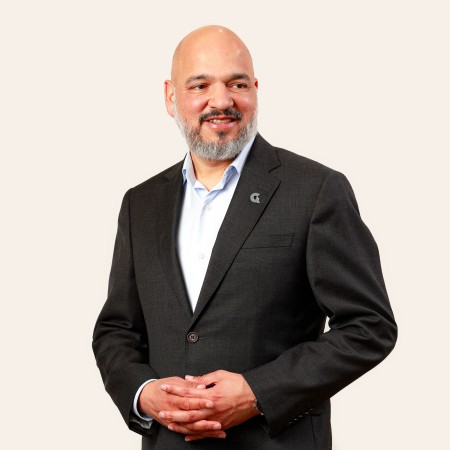 व्यवसायी गोल्छालाई २४ घण्टाभित्र उपस्थित गराउन आदेश