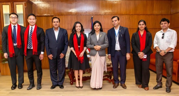 काठमाडौँ महानगरकी कार्यवाहक मेयर डंगोलसँग नेपालका लागि सिंगापुरका उपउच्चायुक्तको भेट