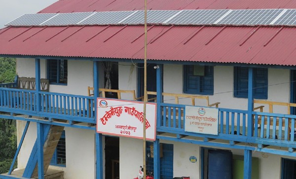 टेम्केमैयुङ गाउँपालिकाको मुन्दुम पदमार्ग क्षेत्रमा पदमार्ग निर्माण