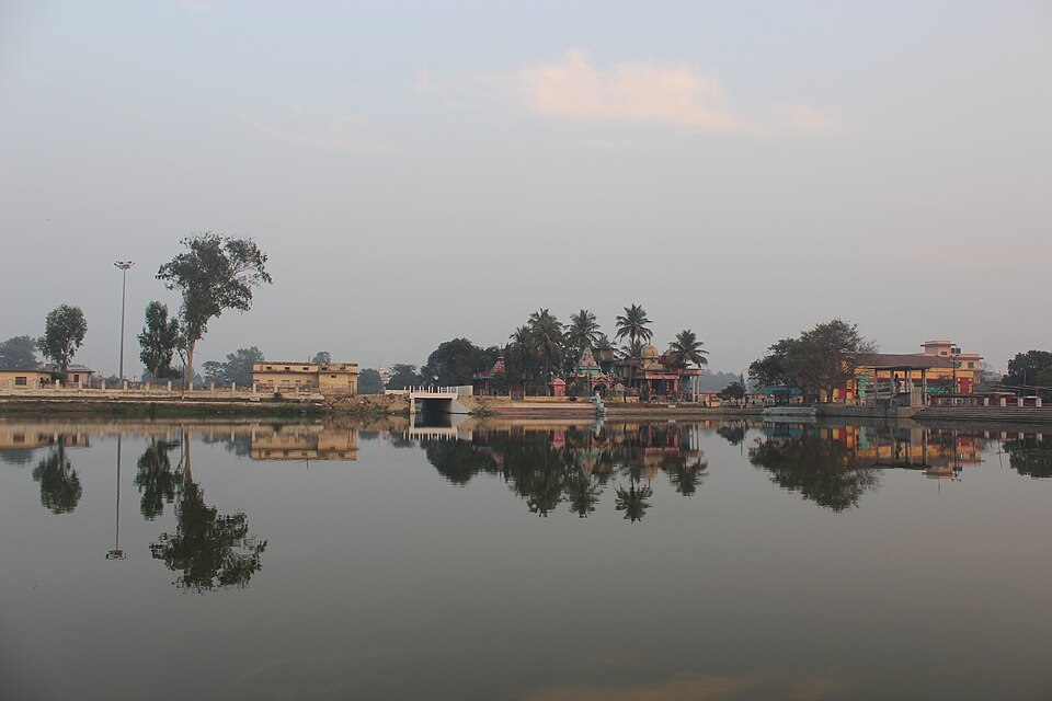 जनकपुरका राजगुठीअन्तर्गतका पोखरी अतिक्रमण हटाउन ७ दिने सार्वजनिक सूचना जारी