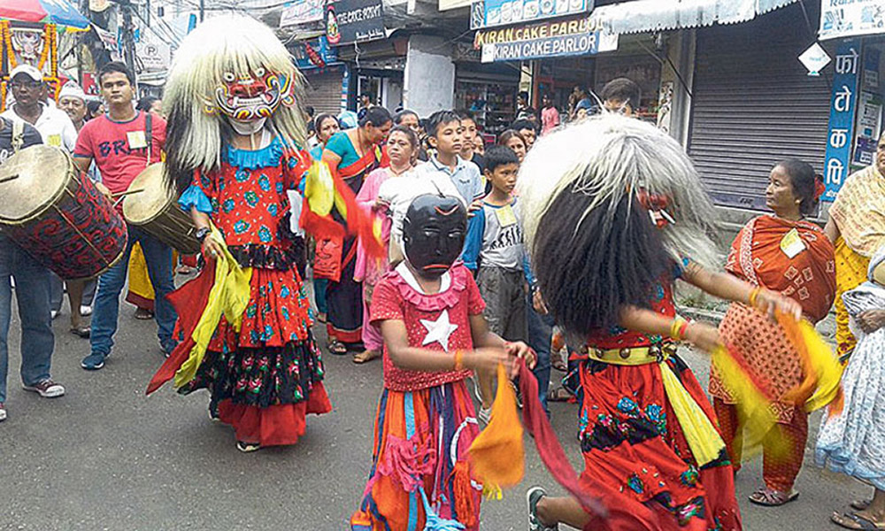 आजबाट गाईजात्रा सुरू, किन मनाइन्छ ? कसरी मनाइन्छ ?