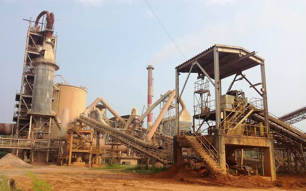 सरकारले रुग्ण उद्योग निजीकरण गर्ने, जग्गा के गर्छ ?