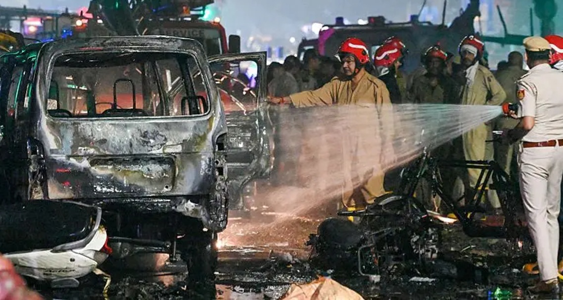 भारतमा कार बम विस्फोटमा ९ जनाको ज्यान गयो