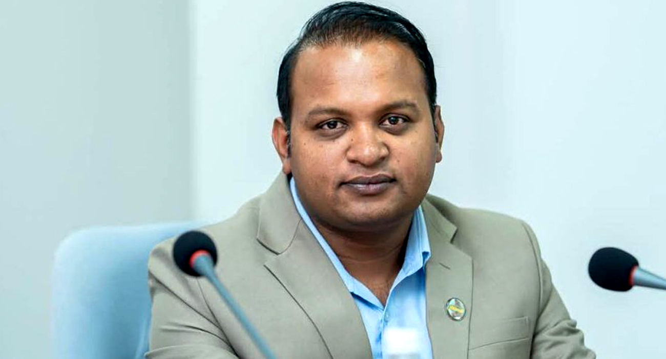 श्रममन्त्री साह पदमुक्त, स्वास्थ्यमन्त्रीलाई सचेत गराइयो