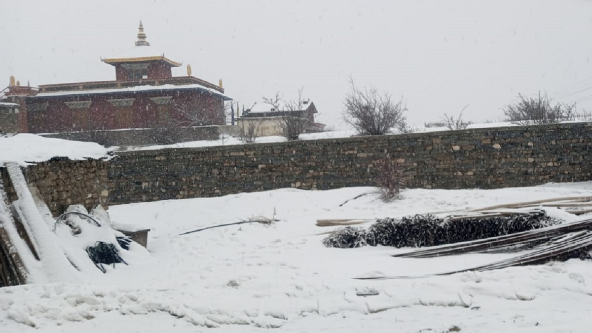 मुस्ताङको मुक्तिनाथ क्षेत्रमा यस वर्ष चौथो पटक हिमपात 