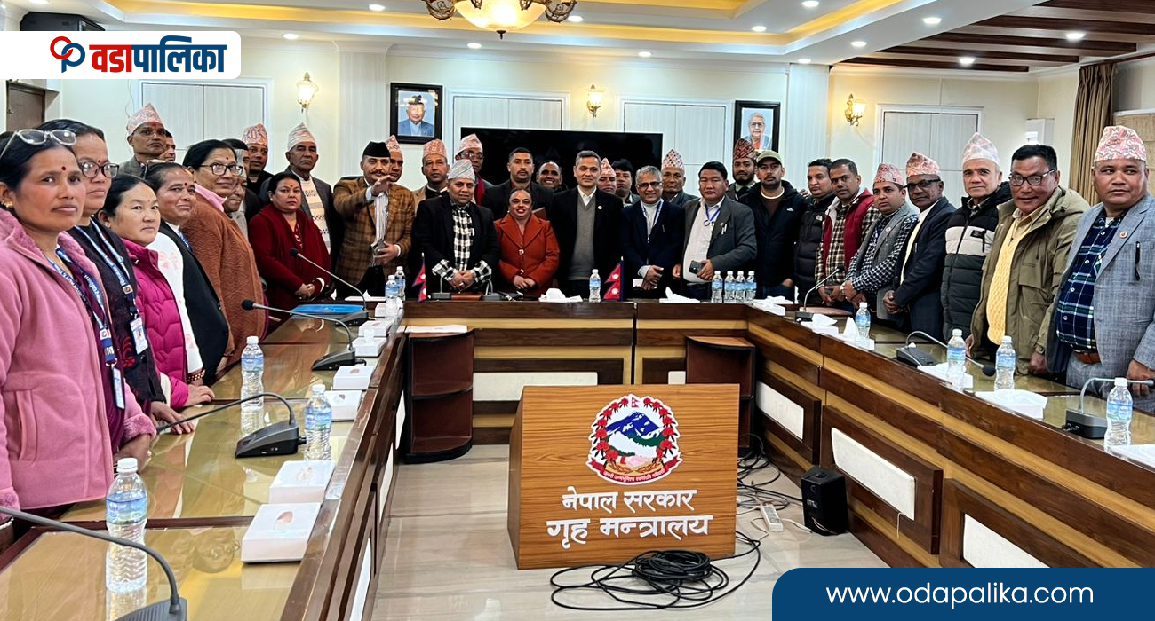 गृहमन्त्री अर्याललाई शितगंगा नगरपालिकाका मेयरको निवेदनः इलाका प्रशासन कार्यालय चाहियो