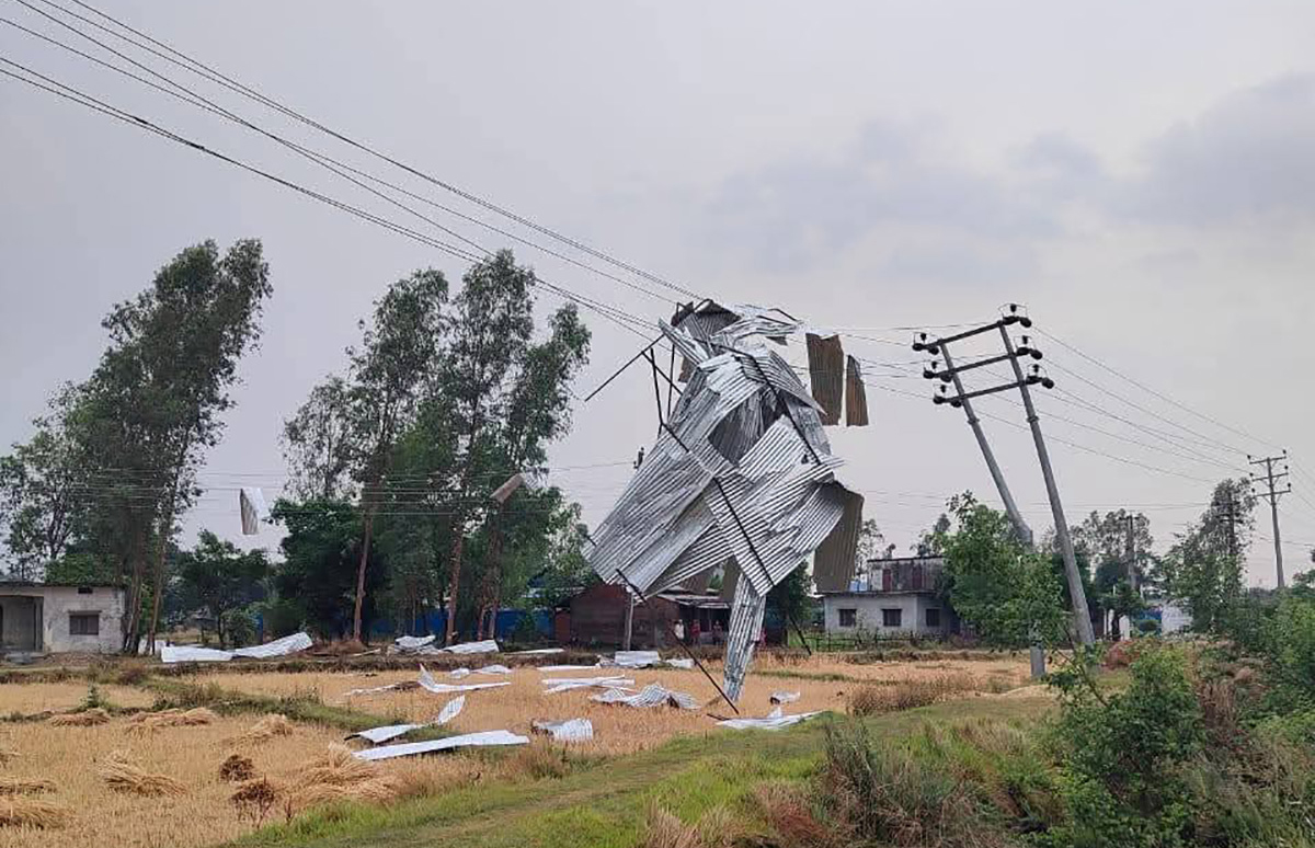 हावाहुरीले छाना उडाएपछि सशस्त्र प्रहरीलाई बस्न समस्या