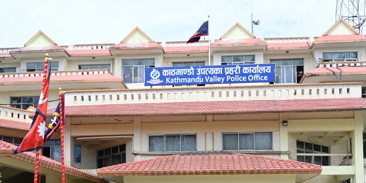सर्वसाधारणलाई उपत्यका प्रहरीको अनुरोध : ‘बहुमूल्य सामान बोकेर भिडभाडमा नजानु’