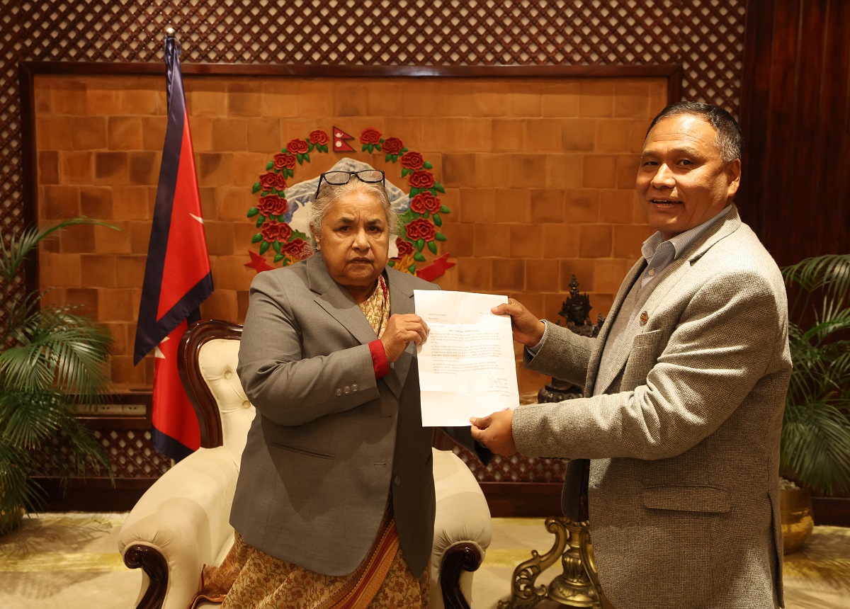 ऊर्जामन्त्री घिसिङले दिए प्रधानमन्त्री समक्ष राजीनामा 