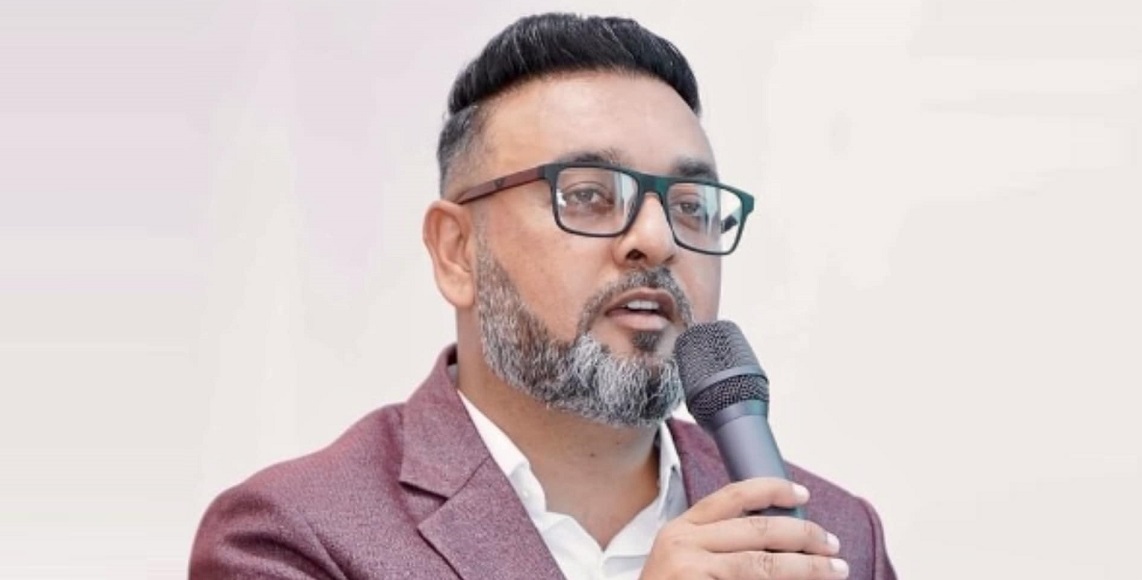 एम्बुलेन्स र शवबाहनका लागि निजी गाडी दिने पोखरा २६ का वडाध्यक्ष थापाको घोषणा