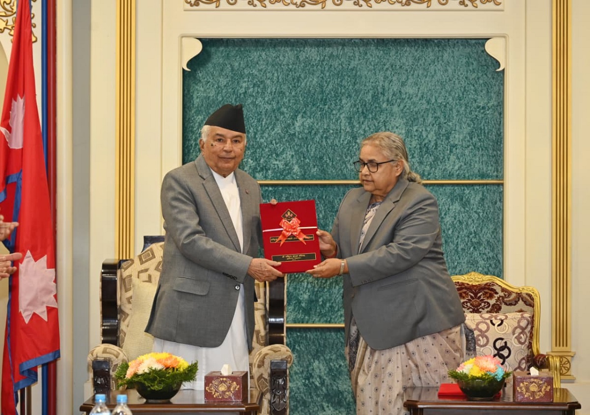 राष्ट्रपतिले प्रधानमन्त्रीलाई भनेः चुनावको मितिमा दाँयाबाँया नगरी सम्पूर्ण ध्यान केन्द्रित गर्नुहोस्