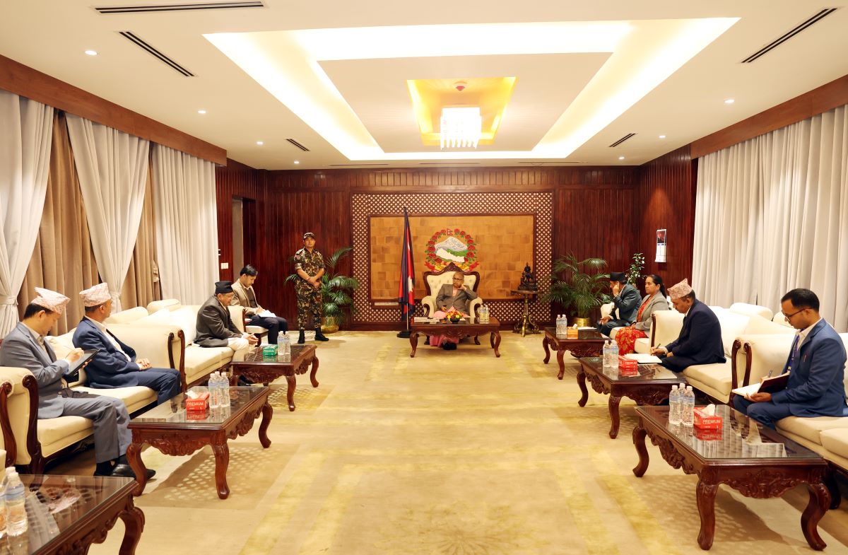 प्रधानमन्त्री कार्की र संघीय संसद्का पदाधिकारीहरू बिच भेटवार्ता