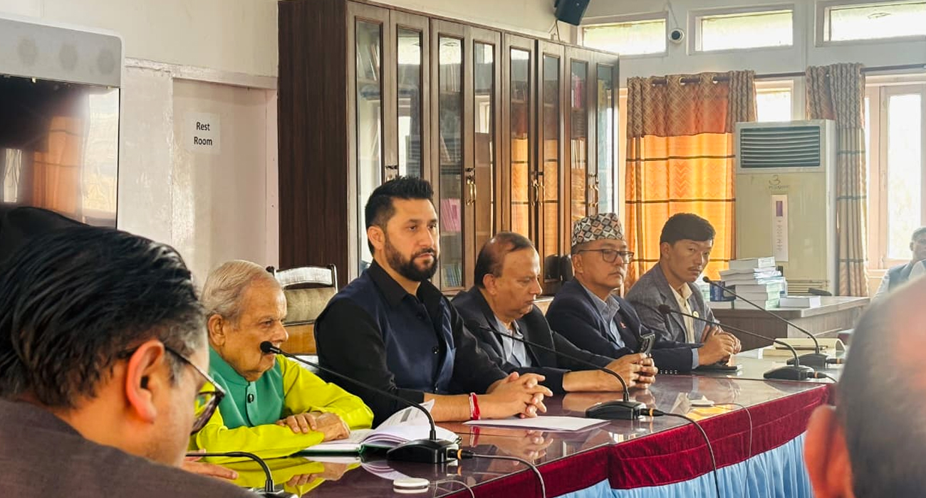रवि लामिछानेले बोलाएको सर्वदलीय बैठकमा सरकारको तर्फबाट अर्थमन्त्री सहभागी, के भने ?