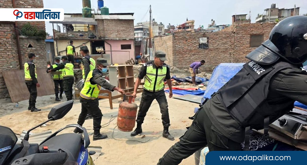 काठमाडौँ उपत्यकाका नदी किरानका सुकुम्बासी बस्ती आज पनि खाली गराइदै